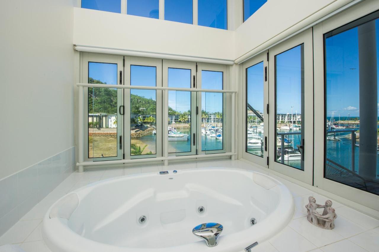 Beachside Magnetic Harbour Apartments Nelly Bay Extérieur photo