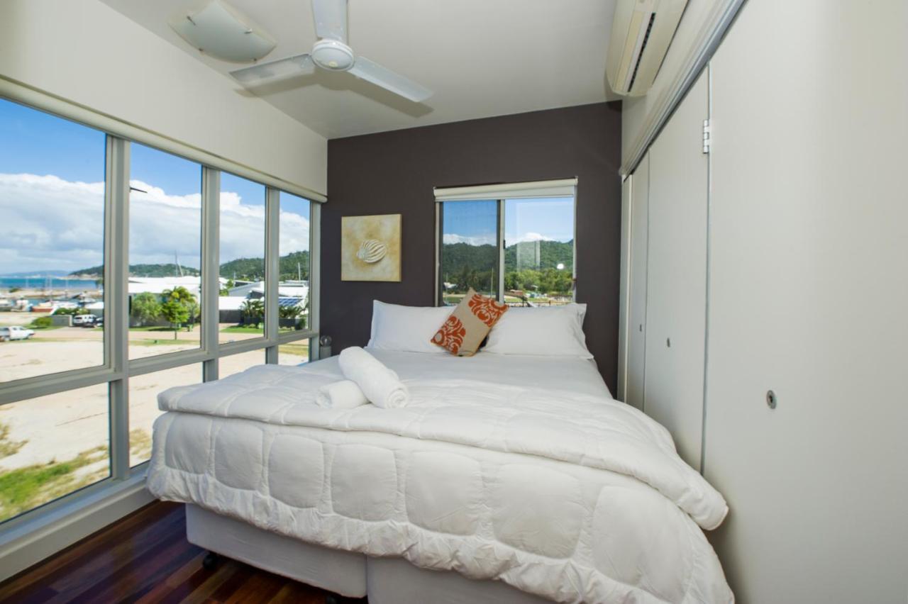 Beachside Magnetic Harbour Apartments Nelly Bay Extérieur photo