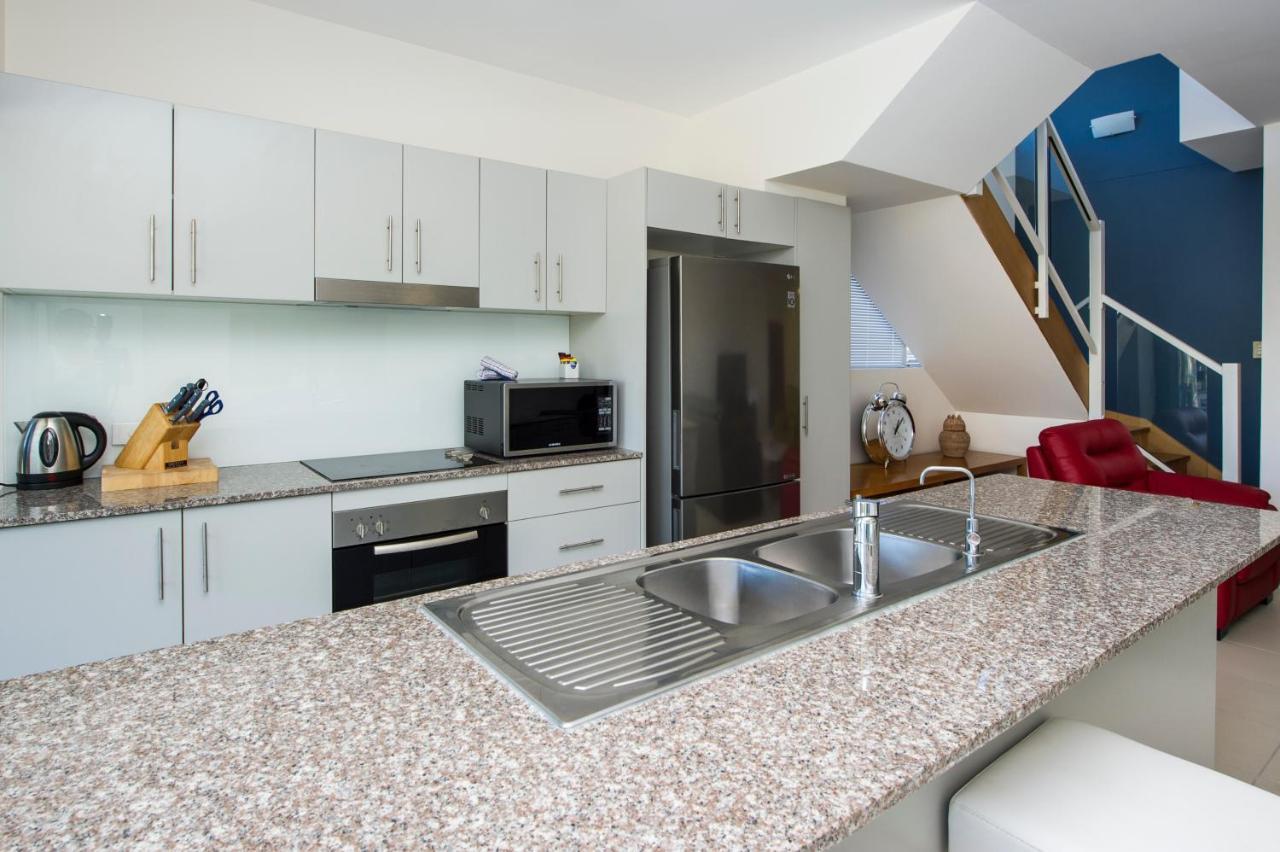 Beachside Magnetic Harbour Apartments Nelly Bay Extérieur photo
